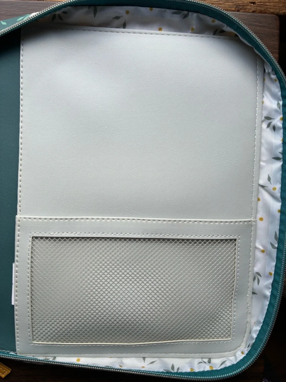 Made to Bloom Classic Planner Zip Folio - The Happy Planner 🌼🌼🌼 - Picture 4 of 10